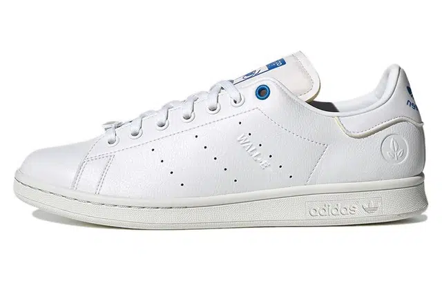 WALL-E x adidas originals StanSmith Wall-E And Eve
