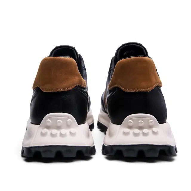 AQUASCUTUM