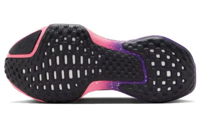 Nike ZOOMX INVINCIBLE RUN