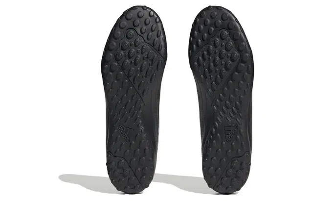 adidas Deportivo TF