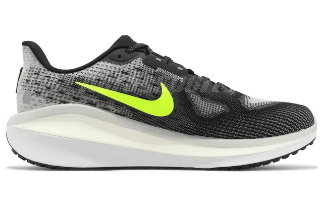 Nike Air Zoom Vomero 17