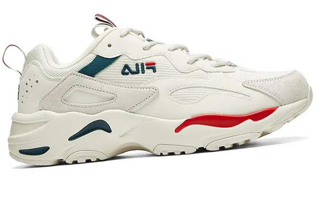 FILA Tracer