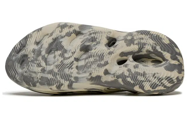adidas originals Yeezy Foam Runner "MXT Moon Grey"