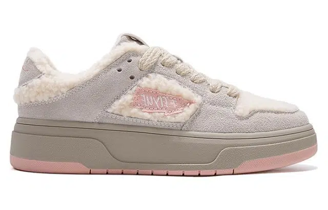 x Feiyue