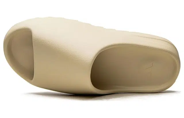 adidas originals Yeezy Slide "bone"
