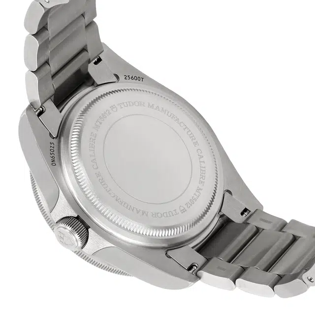 TUDOR 42mm M25600TB-0001