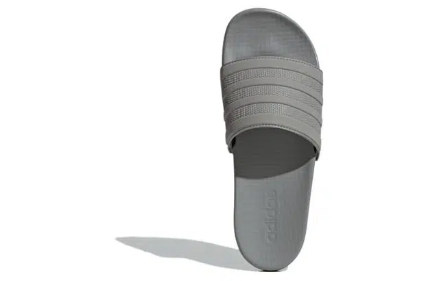 adidas Adilette