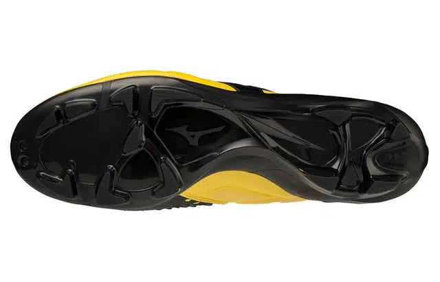 Mizuno Wave Ignitus