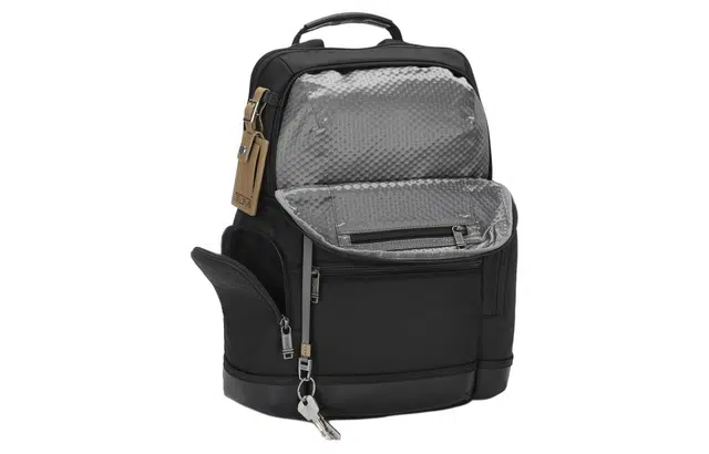 TUMI DFO FREMONT