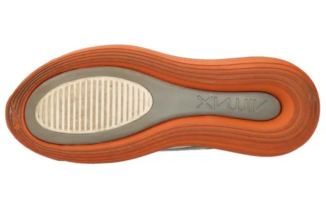 Nike Air Max 720 SE