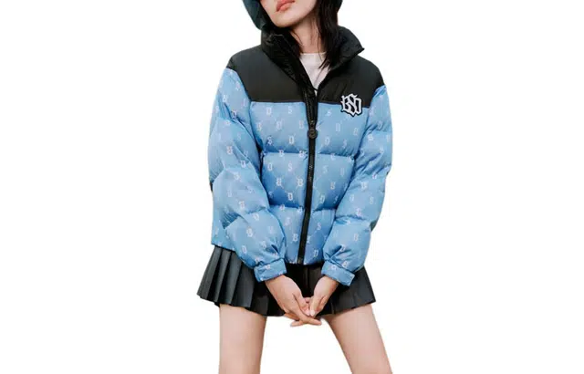 波司登 拉链立领短款加厚老花拼接防泼水羽绒服 女款