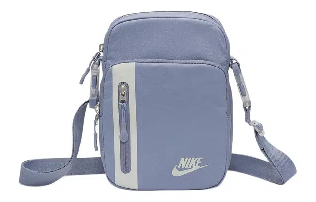 Nike ELEMENTAL Premium