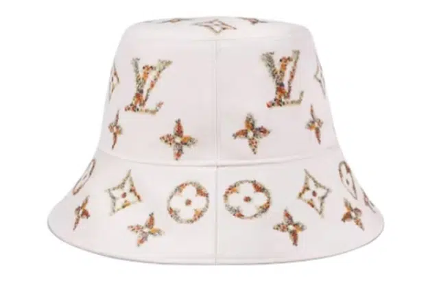 LOUIS VUITTON 24