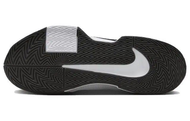 Nike Air Zoom GP Challenge Pro