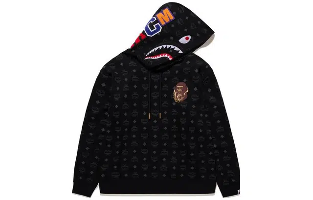 A BATHING APE x MCM