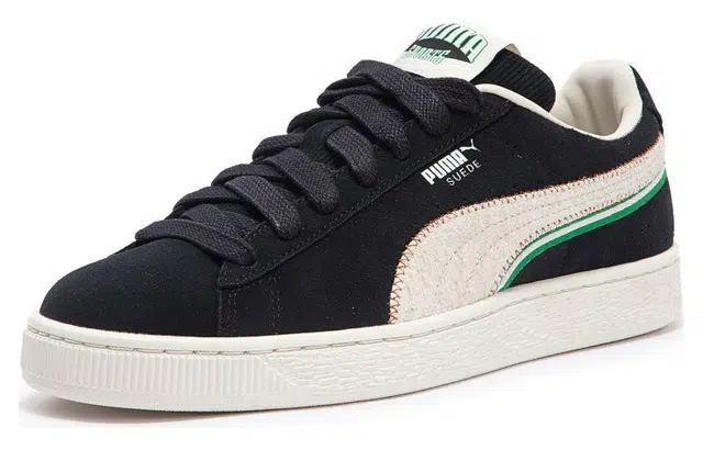 PUMA Suede FOR THE FANBASE