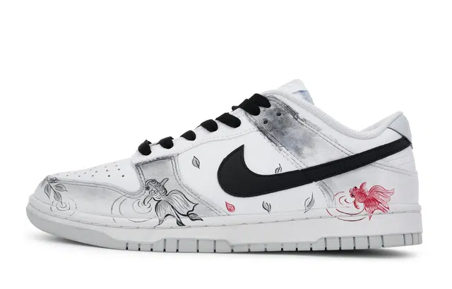 Nike Dunk Low 811