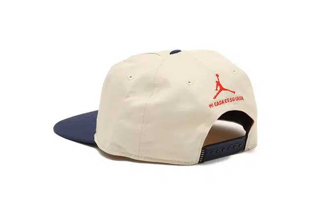 Nike logo -