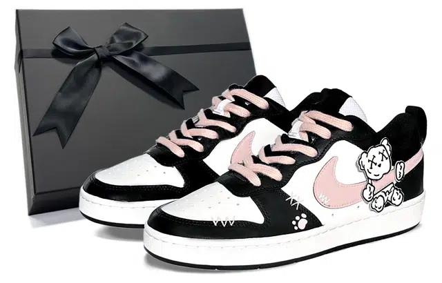 Nike Court Borough GS