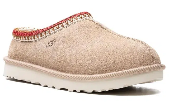 UGG Tasman