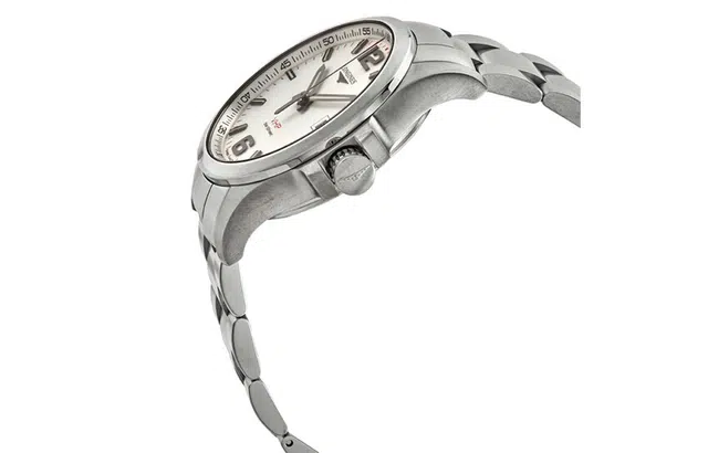 Longines Conquest L3.726.4.76.6