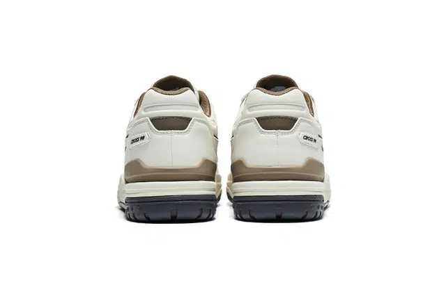 Saucony Cross 90