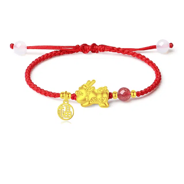 银千惠 貔貅编织手绳 新中式招财貔貅转运珠甜蜜一对国潮风吞金兽本命年红绳平安福字牌手饰 玛瑙 手链 男女同款情侣款 礼盒装
