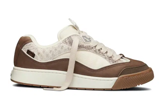 DIOR B713 Travis Scott