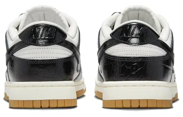 Nike Dunk LX