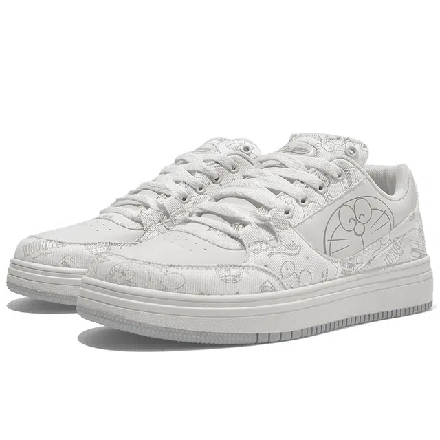 Doraemon Low Top Sneakers