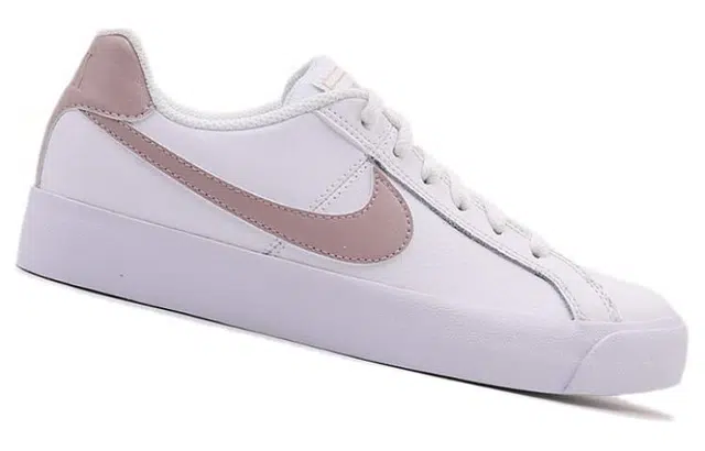 Nike Court Royale AC