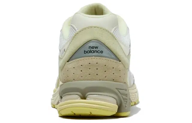 AURALEE x New Balance NB 2002R
