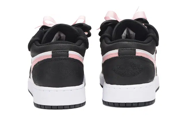 Jordan Air Jordan 1 Low GS Black Pink