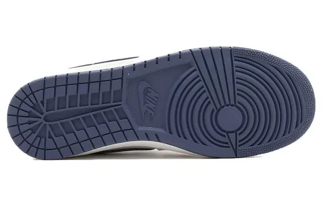 Jordan Air Ship White