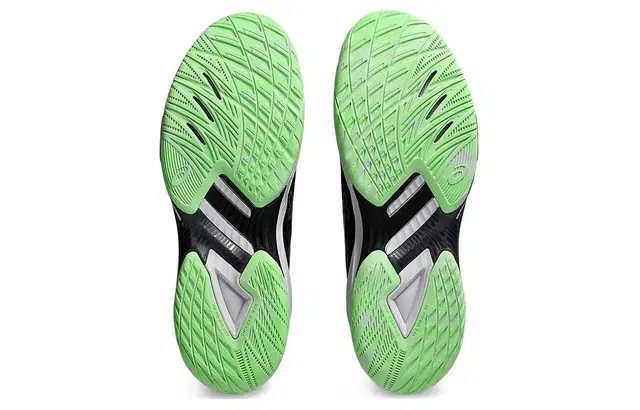 Asics V-Swift FF 4