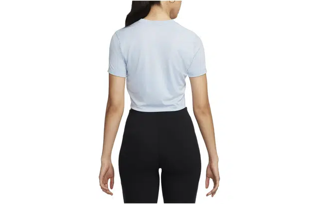 Nike Sportswear Essentials T