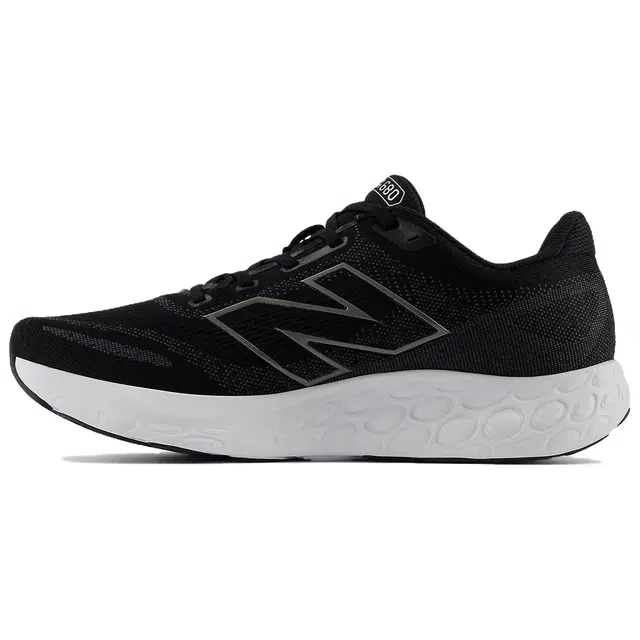New Balance Fresh Foam 680v8