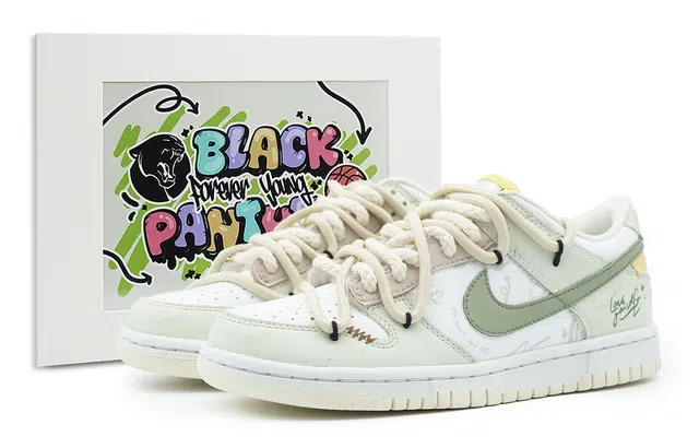 Nike Dunk CNY GS