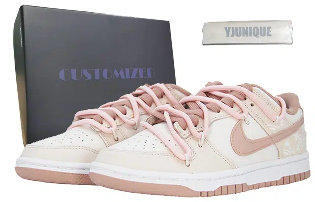 Nike Dunk Low