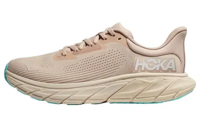 HOKA ONE ONE