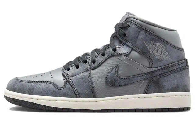 Jordan Air Jordan 1 Mid SE Smoke Grey