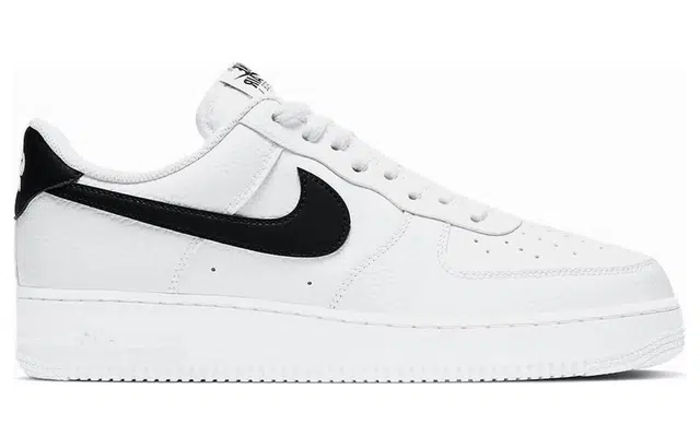 Nike Air Force 1 "White and Black"