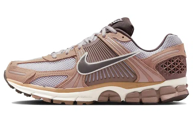 Nike Air Zoom Vomero 5