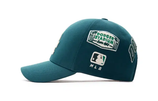 MLB