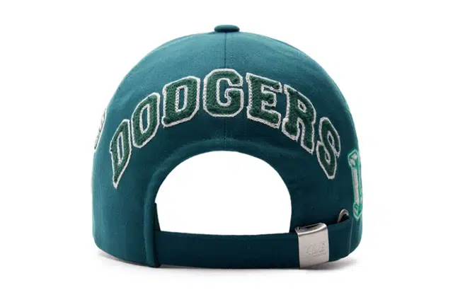 MLB
