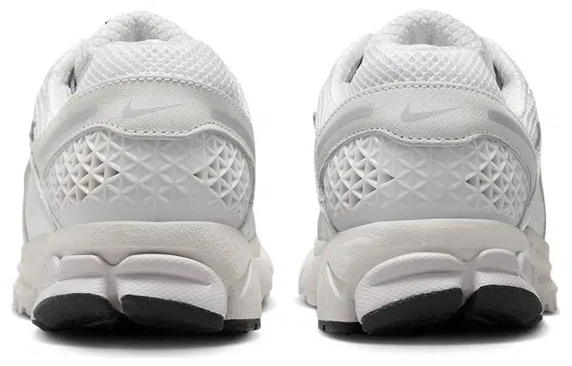 Nike Air Zoom Vomero 5