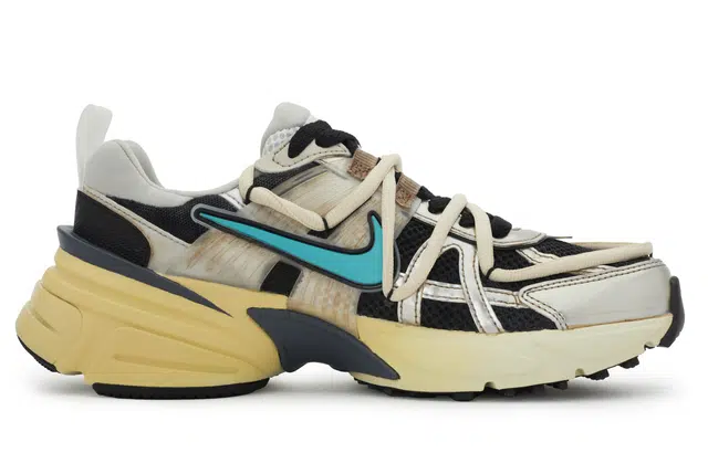 Nike V2K Run 811
