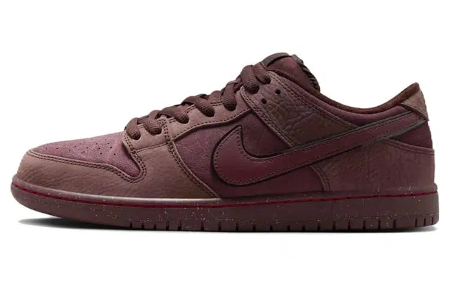 Nike Dunk SB "Burgundy Crush" Valentines "love found"