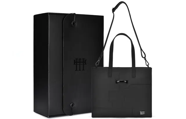 Epiphqny Tote