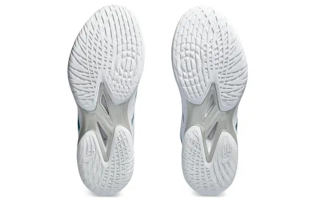 Asics Gelhoop V16 White Green